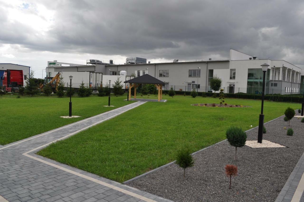 Hotel Pauza Radzyn Podlaski Εξωτερικό φωτογραφία